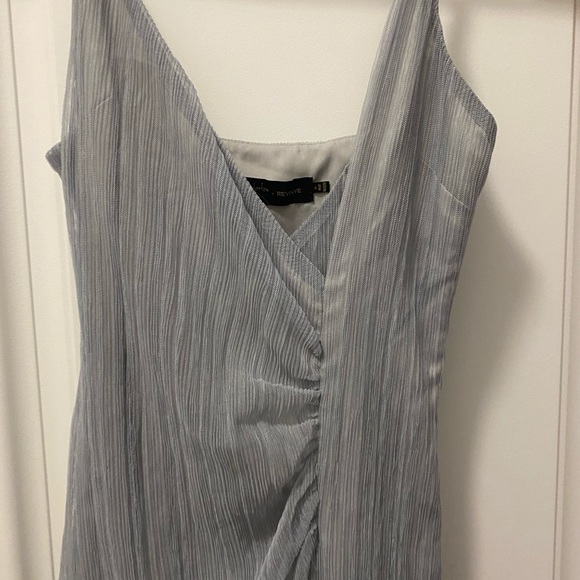 NWOT House of Harlow 1960 Revolve Gray/Blue Midi - Picture 3 of 5